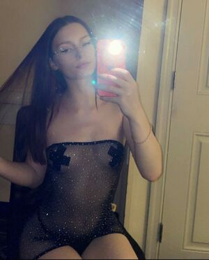 CHEYXXX nude