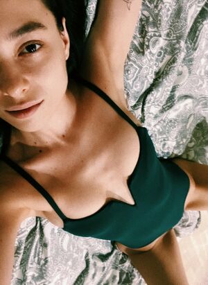 Ellie leaks