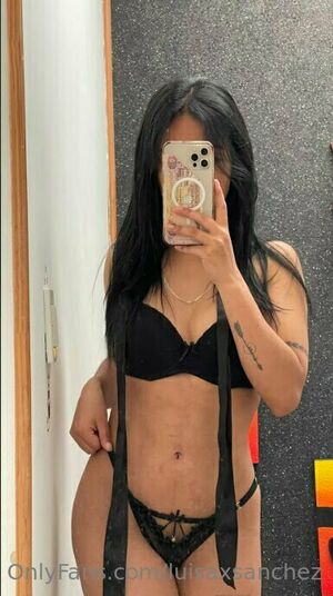 luisaxsanchez nude