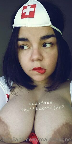 malditakoneja22 nude