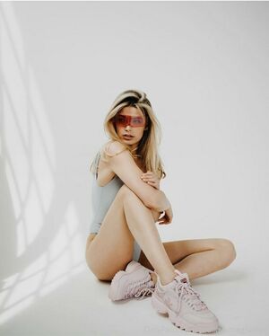 Meghan download