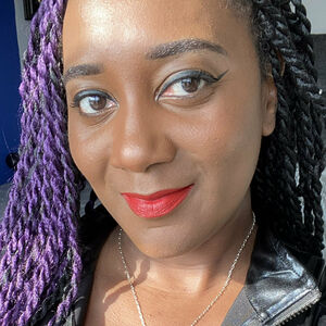Mistress Lorraine Femdom Amazonian
