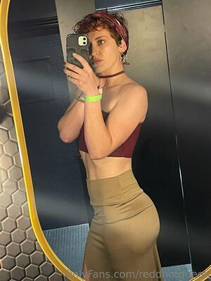 reddhotqueen download
