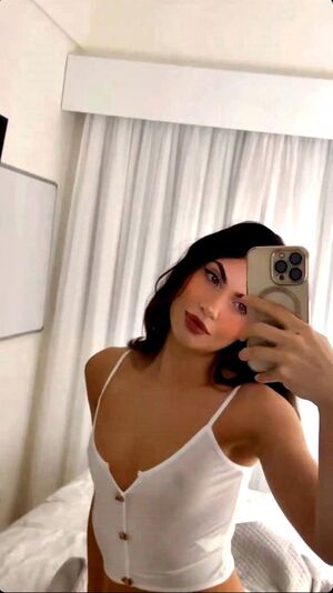 Thalia Dias leaks