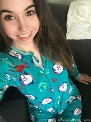 xxxsmilingcici nude