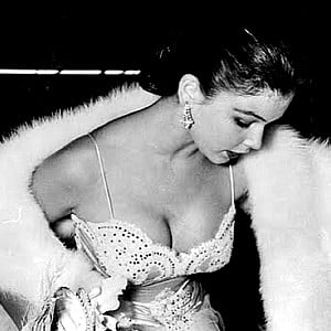 Yvonne Joyce Craig Yvonne Craig pics download