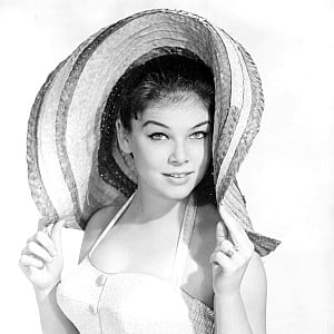 yvonne_craig Yvonne Craig gallery download